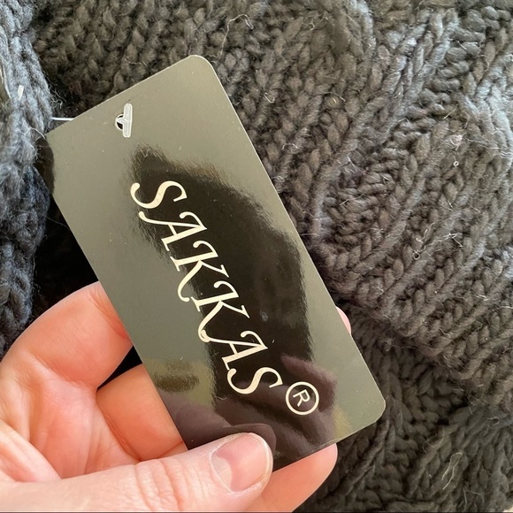 NWT sakkas cable knit Pom hat and scarf set black one size - Picture 2 of 4